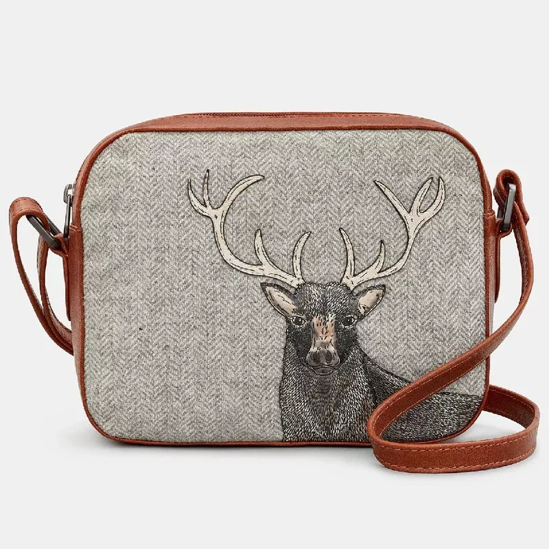 yoshi-brown-tweed-highland-stag-belmont-cross-camera-leather-bag Yoshi Brown + Tweed Highland Stag Belmont Cross Camera Leather Bag